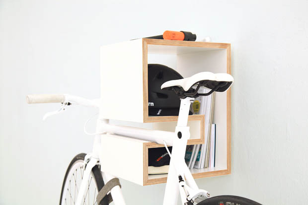 ที่แขวนจักรยานติดผนัง Bike & Book Shelf เป็นชั้นวางหนังสือ เก็บของได้ - ของแต่งบ้าน - เฟอร์นิเจอร์ - ที่แขวนจักรยาน - ชั้นใส่ของ - ชั้นวางหนังสือ - Bike & Book Shelf - ติดผนัง