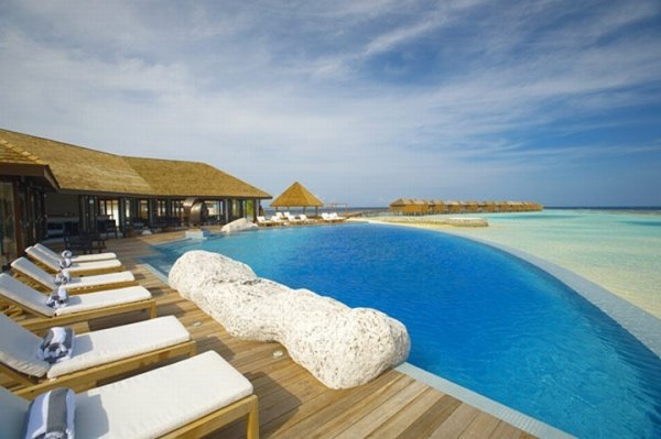 Lily Beach Resort & Spa, Maldives: Thiên đường giữa biển.