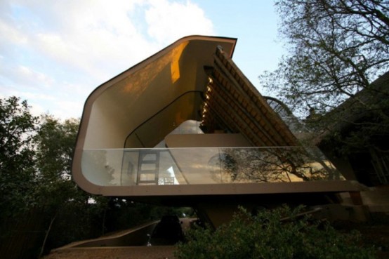 Unique Curved House Inspired by Surrounding Nature in Durban, SA - Decoration - Design - Outdoor - Interior Design - Ideas - Furniture - Dream Home - Durban - South Africa