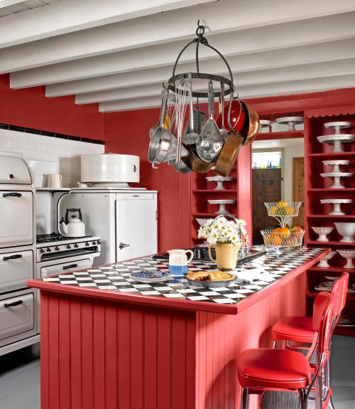 ใครว่าทาบ้าน ทาห้องนอนด้วยสีแดงไม่ได้.... - ตกแต่งบ้าน - ไอเดีย - การออกแบบ - ตกแต่ง - ของแต่งบ้าน - แต่งบ้าน - เฟอร์นิเจอร์ - ออกแบบ - บ้านในฝัน - ห้องนั่งเล่น - บ้านสวย - ห้องครัว