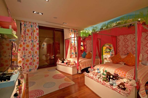 Romactic Canopy Bed with Charming Colors Idea - Bedroom - Canopy Beds - Ideas