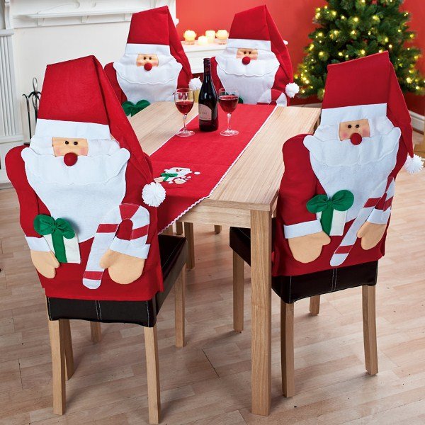Khoát vỏ bọc dễ thương cho ghế vào mùa Noel