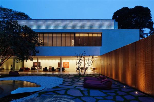 Ngôi nhà Cobogó với những bức tường lấp lánh tại Brazil - Cobogó - Brazil - Marcio Kogan - Trang trí - Kiến trúc - Ý tưởng - Nội thất - Nhà thiết kế - Thiết kế đẹp - Thiết kế - Nhà đẹp