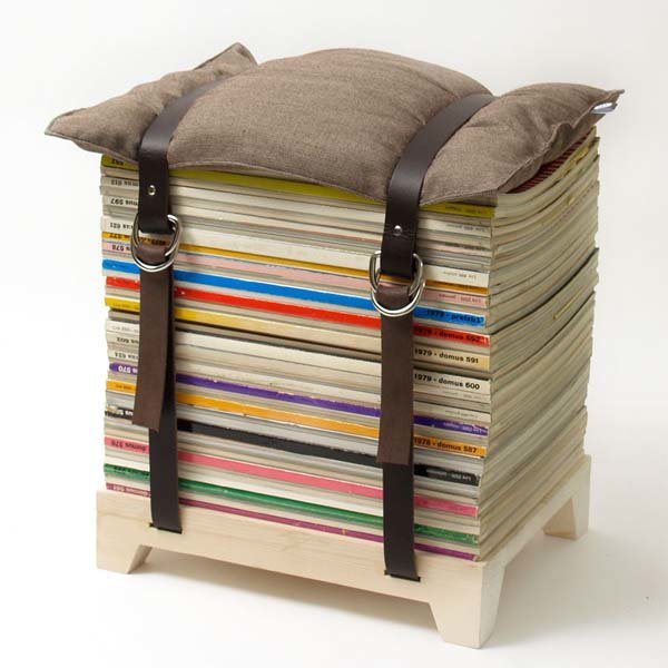 DIY เก้าอี้จากหนังสือเก่า ไอเดียง่ายๆ ลดขยะ ประหยัดเงิน!