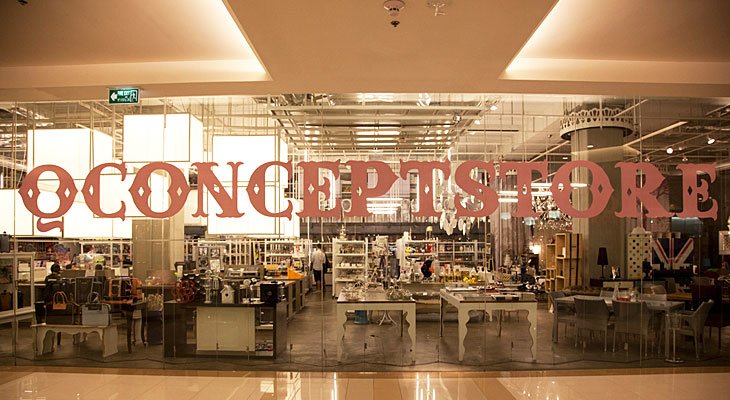 Shopping at Qconceptstore