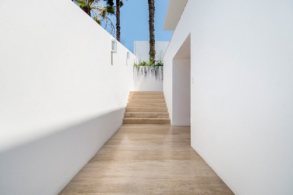 Adriá Noboa Designs The Renovation Of A Hillside Home Overlooking The Sea - ตกแต่งบ้าน - บ้านในฝัน - ไอเดีย - แต่งบ้าน - บ้านสวย - ไอเดียแต่งบ้าน - ของแต่งบ้าน - ตกแต่ง - การออกแบบ - ไอเดียเก๋