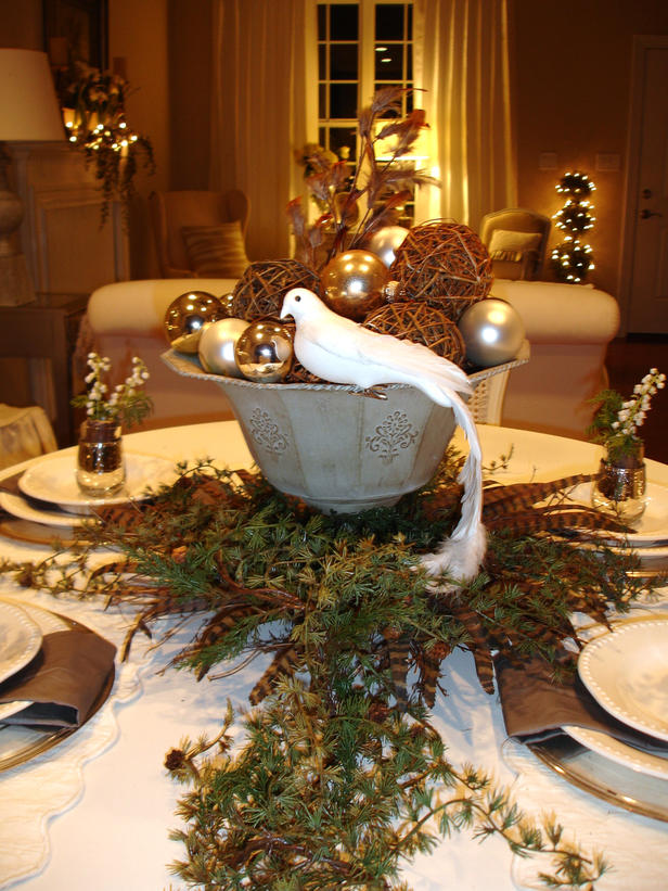 Glamorous Christmas Table Settings - Decoration