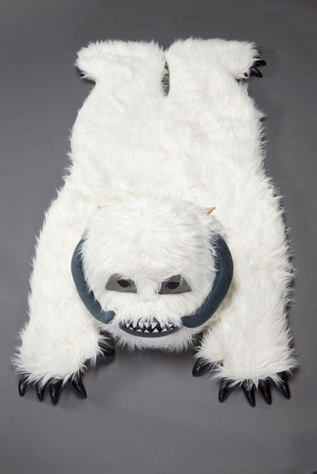 WANT: A Womapa-Skin Rug Just Like The One Luke Makes Love On In Front Of A Fire - Rug - Skin