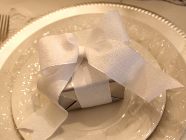 Glamorous Christmas Table Settings - Decoration