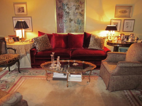 Warming this Winter with Hot Colors - Decoration