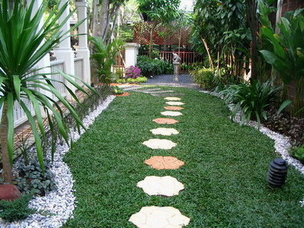 เพิ่มความสดชื่น แต่งทางเดินจัดสวนด้านข้างของบ้านคุณ - จัดสวน - จัดทางเดินสวน - จัดสวนข้างบ้าน - สร้างบรรยากาศ - จัดสวนรอบบ้าน