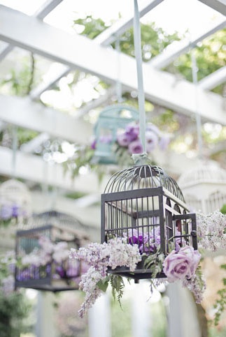 Trang trí nhà đơn giản với hoa lilac