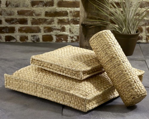 Floor Pillows and Cool Ideas for Decorating Your House - Interior Design