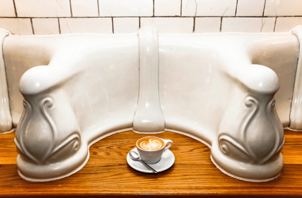 Attendant café, Luân Đôn: thiết kế độc đáo từ những bồn rửa mặt. - Quán cà phê - Thiết kế  thương mại