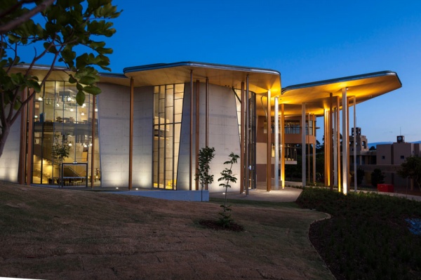 Ngôi trường Abedian sở hữu kiến trúc ấn tượng tại Úc - Trường Abedian - Úc - Queensland - CRAB Studio - Trang trí - Kiến trúc - Ý tưởng - Nhà thiết kế - Nội thất - Thiết kế đẹp - Nhà đẹp - Thiết kế thương mại - Tin Tức Thiết Kế