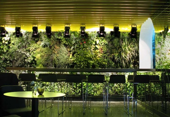 Make Interior and Exterior Maarvelous with Vertical Gardens - Decoration - Garden - Design - Vertical Garden