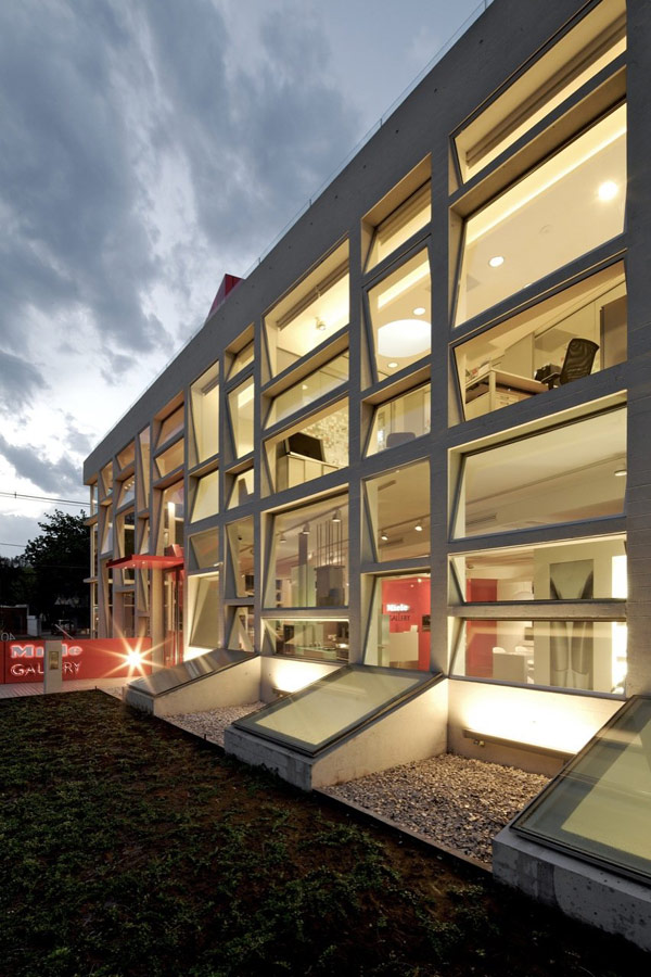 Chiêm ngưỡng Gallery hiện đại với tông trắng-đỏ tại Chi Lê - Trang trí - Nội thất - Ý tưởng - Kiến trúc