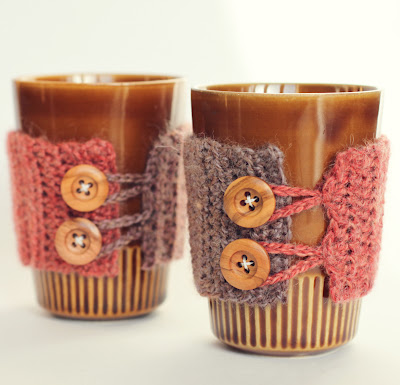 Super Cute DIY Coffee Cup Cozy Tutorials And Patterns For Upcoming Winter - Cups - Kitchen - DIY