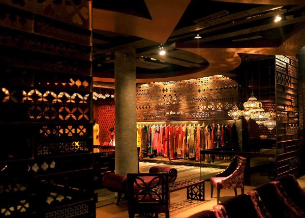 Cửa hàng Bridal Store sang trọng và xinh đẹp ở Ấn Độ - Thiết kế thương mại - Thiết kế - Cửa hàng