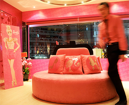 Quán cafe ngọt ngào được trang trí theo biểu tượng búp bê barbie - Cafe Barbie - Thiết Kế Thương Mại - Thiết kế đẹp