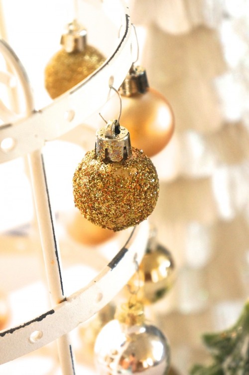 Trái châu trang trí noel lung linh với màu vàng gold, bạc và đồng - Đồ trang trí - Lễ Giáng Sinh - Trái châu noel