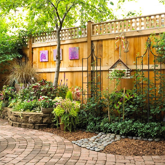 สดชื่นกับแบบสวนสวยติดกำแพงบ้าน - แต่งสวน - สวนข้างกำแพง - จัดสวนติดกำแพง - สวนข้างรั้วบ้าน - สวนติดกำแพง
