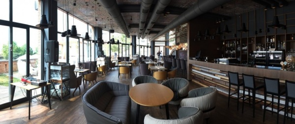 Nhà hàng Bohema sang trọng với không gian ngoài trời thoáng đãng tại Tbilisi - Nhà hàng Bohema - Tbilisi - Georgia - DesignBureau - Nhà hàng - Trang trí - Thiết kế đẹp - Thiết kế thương mại - Ý tưởng - Nội thất