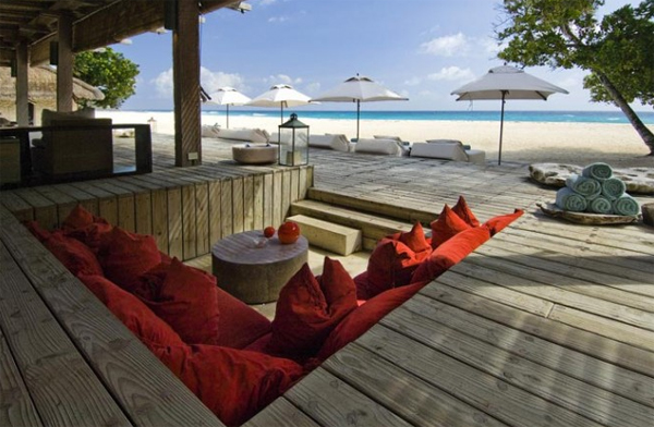 Dozen of Modern Sunken Living Room Designs for Relaxing Feels - Sunken Living Rooms - Design - Decoration - Tips - Ideas - Outdoor - Living Room