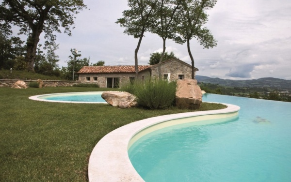 Ngôi nhà sang trọng với tường đá và hồ bơi hiền hòa tạo Pergola, Ý - Pergola - Ý - Trang trí - Kiến trúc - Ý tưởng - Nội thất - Thiết kế đẹp - Nhà đẹp - Aldo Simoncelli