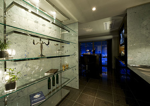 Lavish, Hi-End Apartment Views of the Tokyo Night - Dream Home - Ideas - Furniture - Design - Decoration - Interior Design - Tokyo - Japan