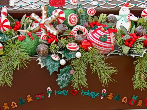 Welcoming Christmas - Festively Decorate Mailbox in a Fairy Tale Look - DIY - Design Trend - Decoration - Mailbox - Outdoor - Ideas