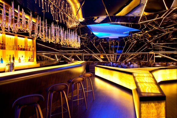 Thiết kế vô cùng sang trọng tại quán bar Alegra, Dubai