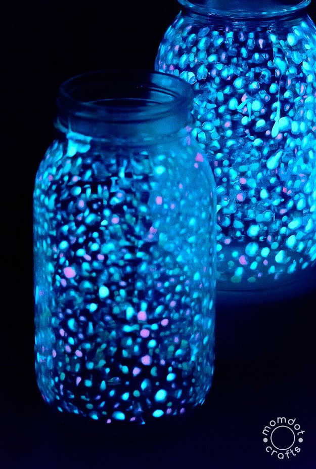DIY ทำ "Glowing Galaxy Jar" ตกแต่งห้องได้ง่ายๆด้วยขวดโหล - ขวดโหล - เรืองแสง - Glowing Galaxy Jar - ประดิษฐ์ - ของตกแต่งบ้าน
