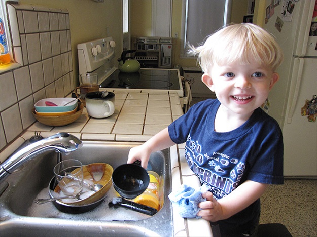 ทำอาหารไปพร้อม ๆกับการทำความสะอาด ใคร ๆ ก็ทำได้ - ทำอาหาร - เก็บห้องครัว - แม่บ้าน - เคล็ดลับ - ไอเดีย - ทำความสะอาด