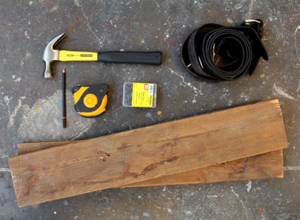 Creative DIY Recycled Leather & Wood Shelf - DIY - Hanging leather shel - Leather & wood shelf