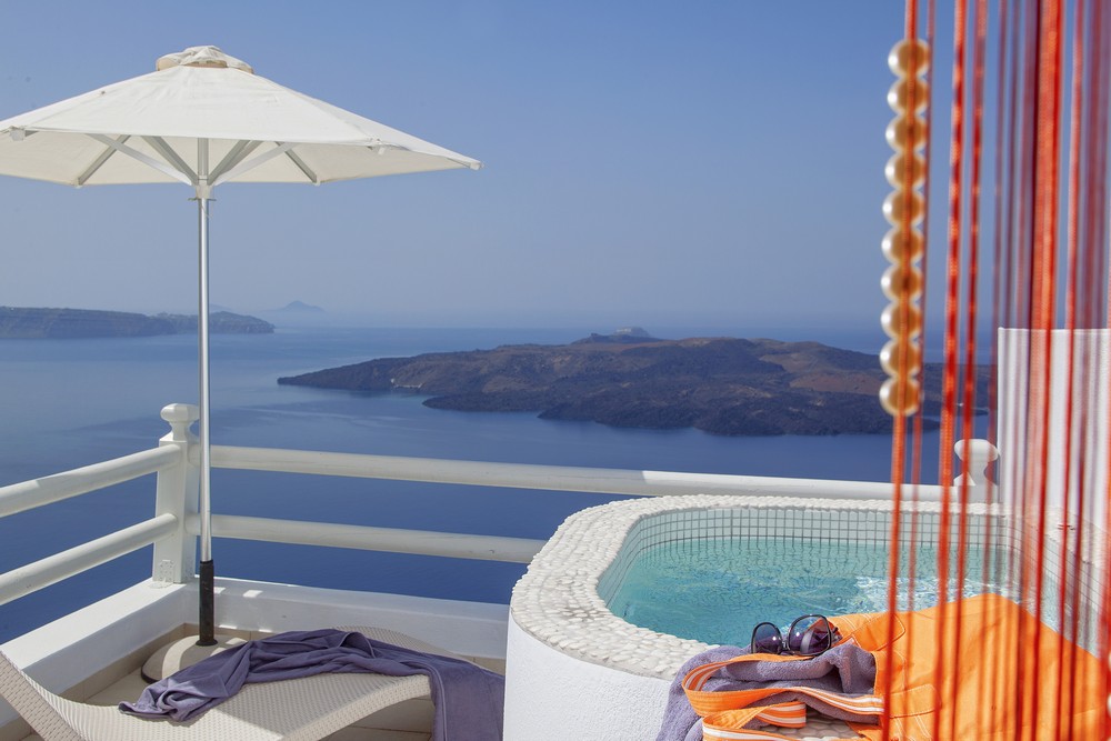 โรงแรมสุดหรู Aqua Vista Hotels ที่ Santorini - ตกแต่งบ้าน - การออกแบบ - ไอเดีย - สวนสวย - ของแต่งบ้าน - ออกแบบ - ตกแต่ง - แต่งบ้าน - เฟอร์นิเจอร์ - ห้องนั่งเล่น