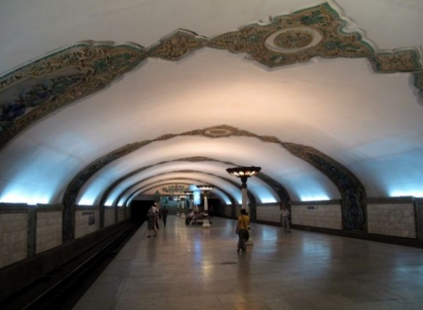 Unreal Underground: World's Most Spectacular and Impressive Subway Stations