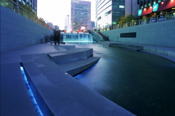 Glamourious Chongae Sunken stone garden, Seoul, Korea - Architecture - Light