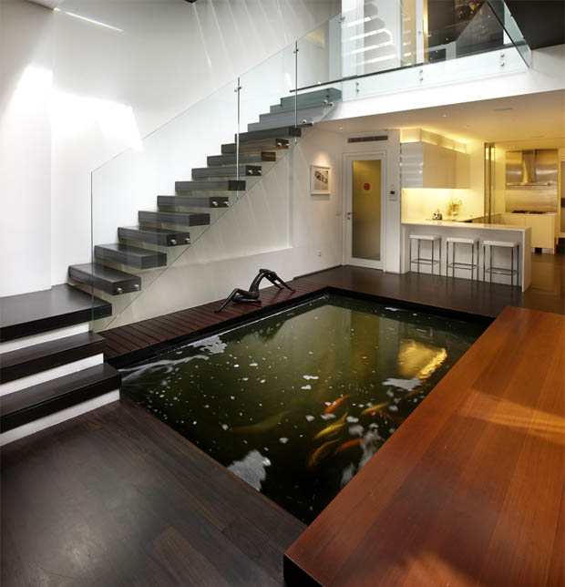 จัดสวนใต้บันได บ่อเลี้ยงปลา เพิ่มความเย็นฉ่ำให้บ้าน - จัดสวนในบ้าน - ทำบ่อเลี้ยงปลา - จัดสวนบ่อน้ำ - จัดสวนใต้บันได - บ่อเลี้ยงปลาในบ้าน