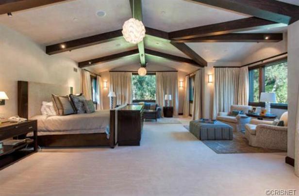 Malibu Home of Britney Spear - Malibu home