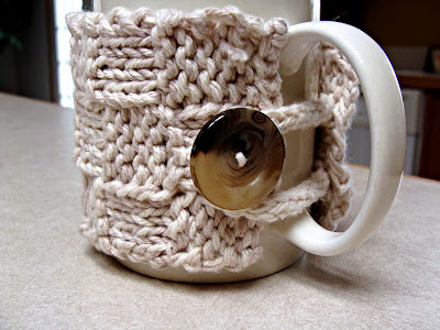 Super Cute DIY Coffee Cup Cozy Tutorials And Patterns For Upcoming Winter - Cups - Kitchen - DIY