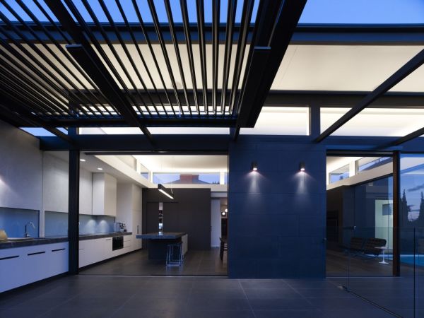 Modern Residence with Luxury Design - Dream Home