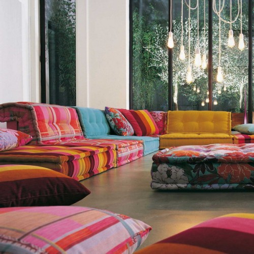 Floor Pillows and Cool Ideas for Decorating Your House - Interior Design