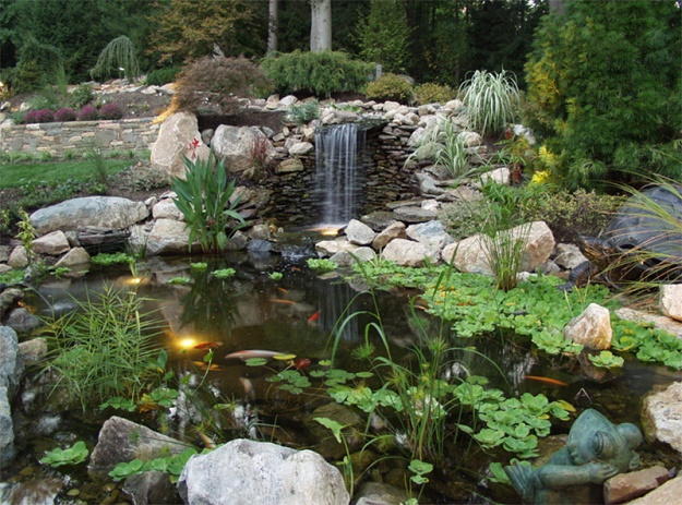 20 ไอเดียตกแต่งสวนสวยด้วยบ่อน้ำ  เพิ่มความสดชื่น ให้สวนของคุณ - สวนสวย - บ่อน้ำ - บ่อปลา - แต่งสวน - ไอเดียแต่งสวน