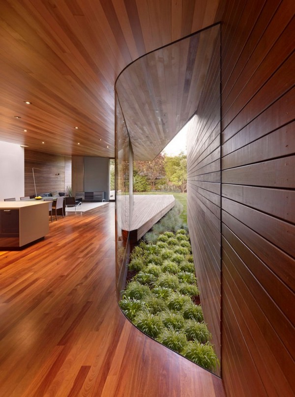 Friendly to Nature with Wooden Walls - Decoration - Furniture