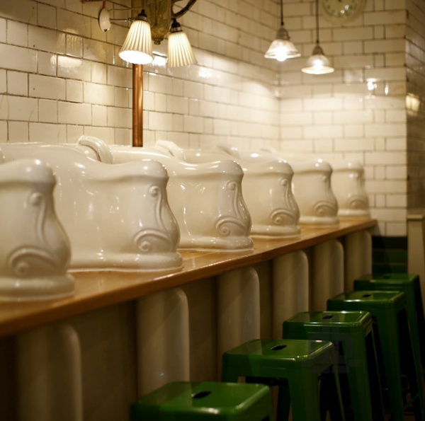 Attendant café, Luân Đôn: thiết kế độc đáo từ những bồn rửa mặt. - Quán cà phê - Thiết kế thương mại