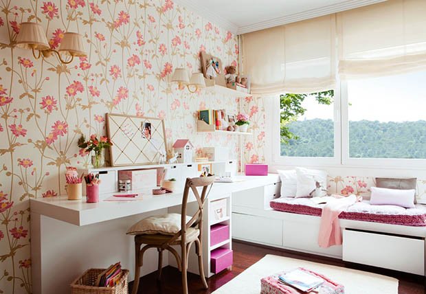 แบบห้องนอน สีพาสเทล พร้อมมุมโต๊ะทำงานริมหน้าต่าง สวยหวานจับใจ!!
