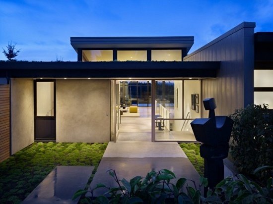 Hillside Modern by DeForest Architects