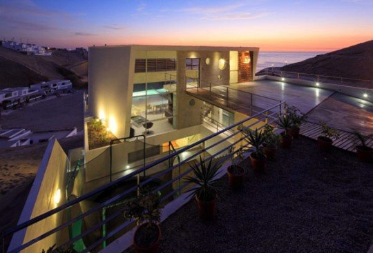 Ngôi nhà siêu sang bên bờ biển Peru xinh đẹp