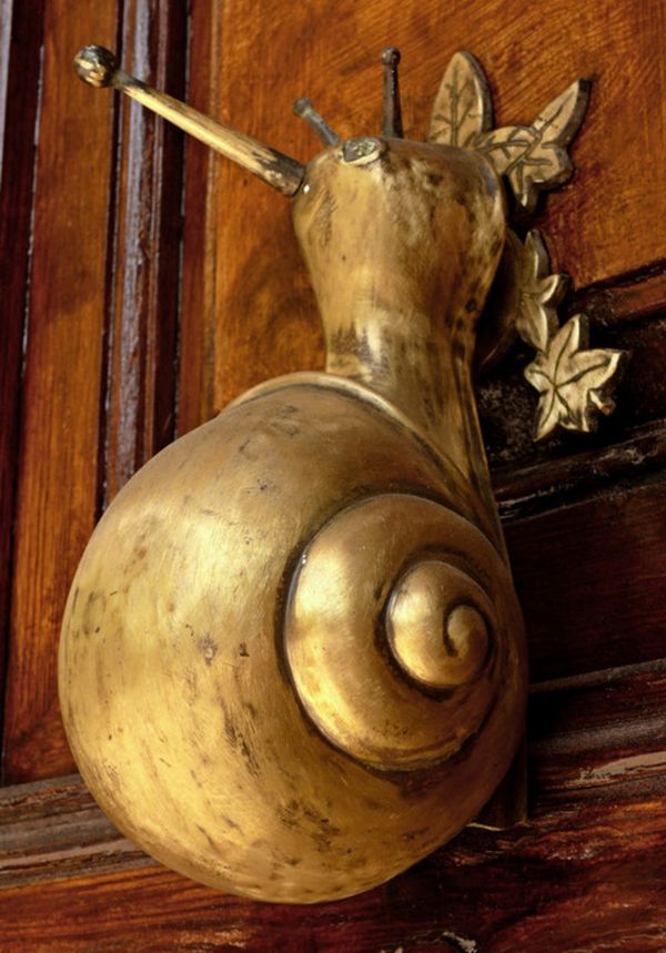 Make Entrance Stand Out With Unique Door Knocker Designs - Door Knocker - Outdoor - Design - Decoration